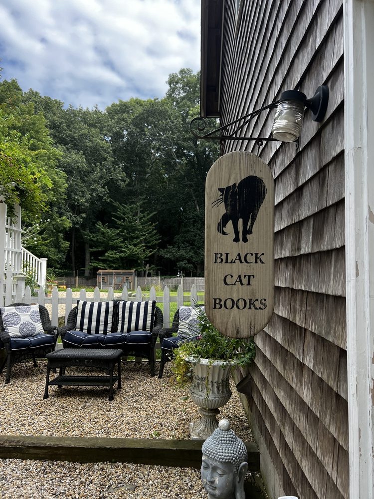 Black Cat Books Logo