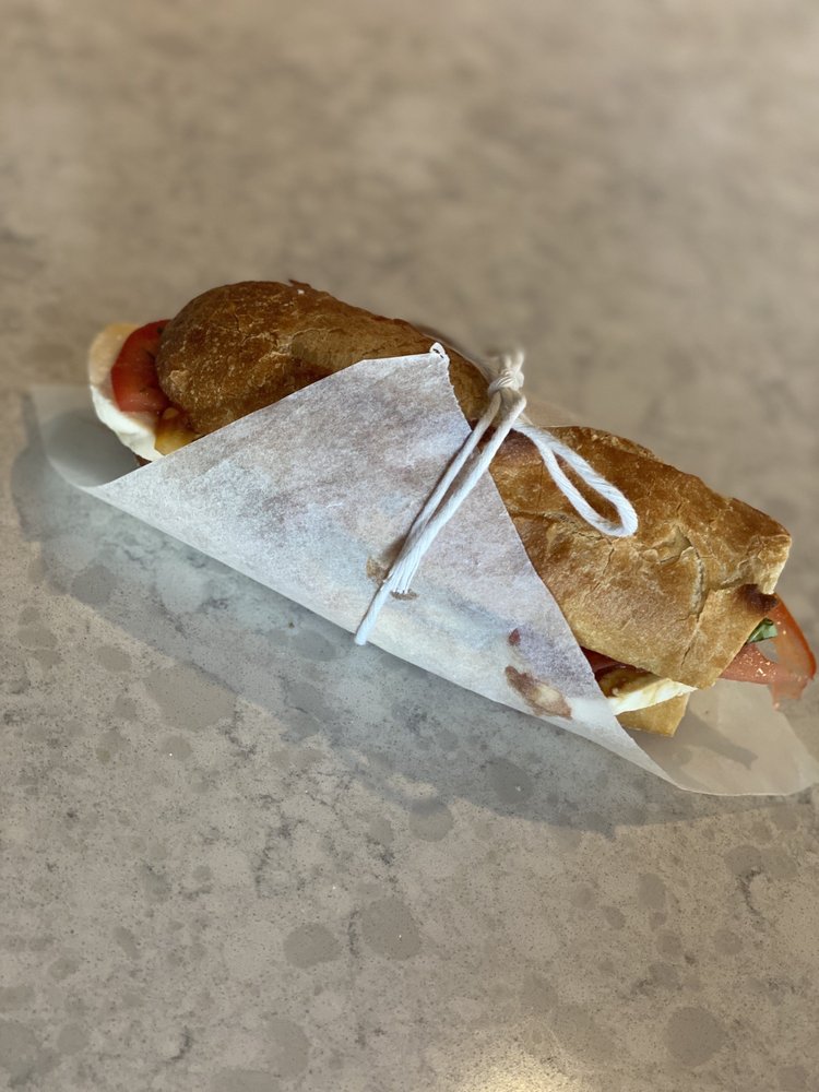 COMPANY B. TASTING ROOM Updated June 2024 40 Photos & 13 Reviews