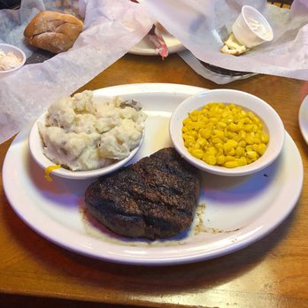 Texas Roadhouse - Dallas Filet (8 oz) - Steakhouses Near Me - Abilene, Texas
