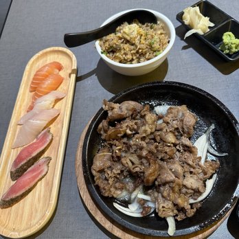 Seven Sushi & Robata - Sushi Bars Near Me - Houston, Texas Seven Sushi & Robata - Sushi Bars Near Me - Houston, Texas