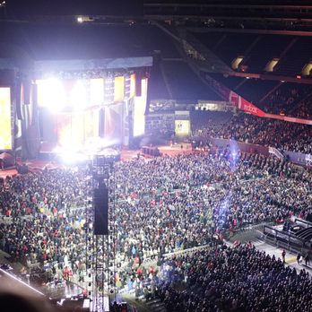Soldier Field - Stadiums & Arenas Near Me - Chicago, Illinois