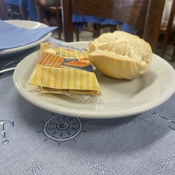 Trattoria al Raspo de Ua - Bread at the table to start off
