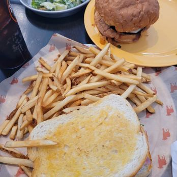 Stacked STL CWE - Burgers Near Me - St. Louis, Missouri
