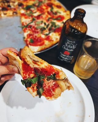 Milwaukie Pizza Co. by null