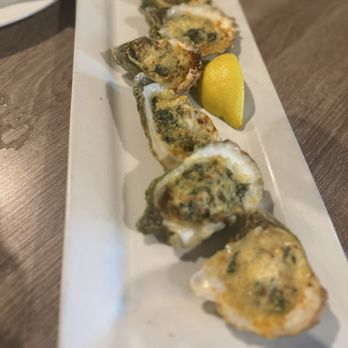 The Elk House Eatery - Oysters - Seafood Near Me - St. Augustine, Florida The Elk House Eatery - Oysters - Seafood Near Me - St. Augustine, Florida