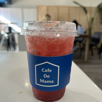 Cafe De Mama - Grapefruit Pomegranate Ade - Coffee & Tea Near Me - Los Angeles, California