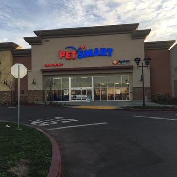 PetSmart - Pet Training Near Me - Hawthorne, California