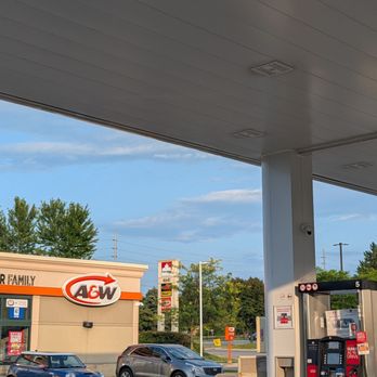 Neighbours - Petro Canada - My view from the fuel pump - Convenience Stores Near Me - Markham, Ontario Neighbours - Petro Canada - My view from the fuel pump - Convenience Stores Near Me - Markham, Ontario