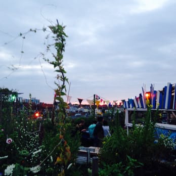 Klunkerkranich - Bars Near Me - Berlin, BE