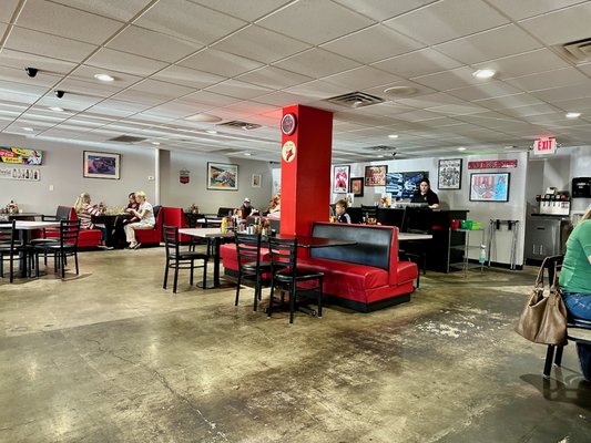 Pacific Diner by null