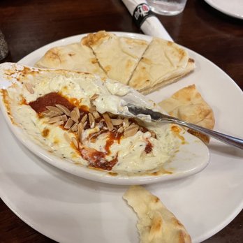 The Pub - Orlando - Goat cheese dip - British Near Me - Orlando, Florida