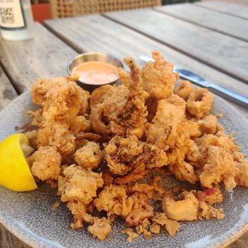 Pacific Catch - Fried calamari wasn't too good. - Sushi Bars Near Me - Santa Clara, California Pacific Catch - Fried calamari wasn't too good. - Sushi Bars Near Me - Santa Clara, California