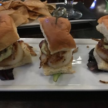 Limericks Tavern - Scallop Sliders. Very good. - New American Near Me - Alhambra, California