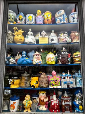 Grannie's Cookie Jars & Ice Cream Parlor by null