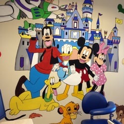Pediatric Dental Center of Mansfield - Disney room