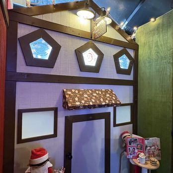 The North Pole Experience - The Cocoa cafe - Festivals Near Me - Land O' Lakes, Florida The North Pole Experience - The Cocoa cafe - Festivals Near Me - Land O' Lakes, Florida
