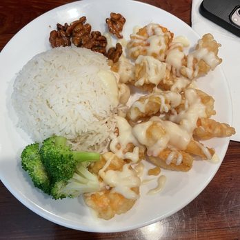 Tim's Kitchen - Honey Walnut Shrimp - Asian Fusion Near Me - Davis, California