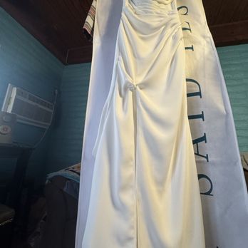 KH and Co - Slit in wedding dress - Sewing & Alterations Near Me KH and Co - Slit in wedding dress - Sewing & Alterations Near Me
