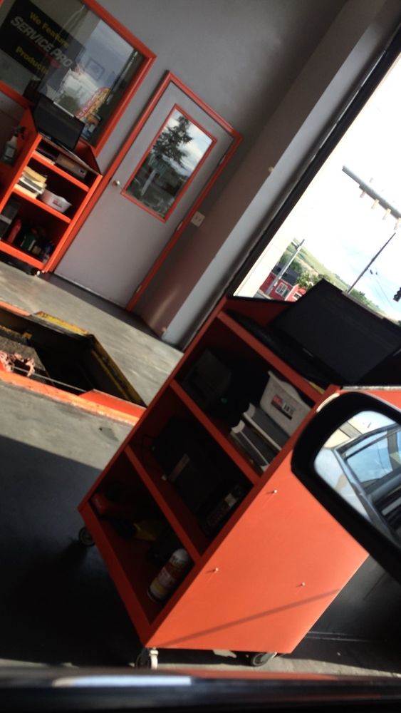 GREASE HEADS LUBE & OIL Updated August 2024 10 Reviews 319 S 1st St, Selah, Washington