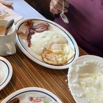IHOP - Food - Breakfast & Brunch Near Me - Lafayette, Louisiana