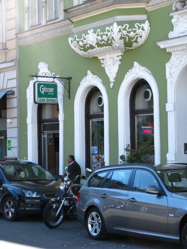 CAFE GÄRTNER Im Werd 3, Wien, Austria Restaurants Restaurant