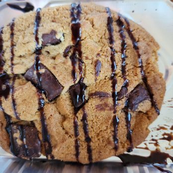 Market Grille - Fresh Baked Cookie - American Near Me - Manchester, Connecticut Market Grille - Fresh Baked Cookie - American Near Me - Manchester, Connecticut