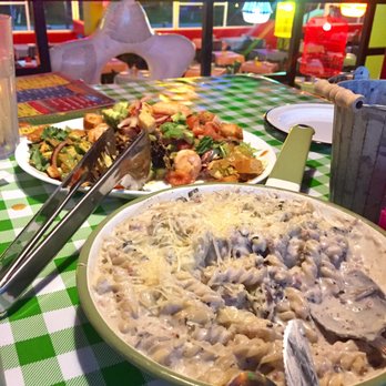 Chstr - At this point we were full to the brim! - Pizza Near Me - Cancún, ROO