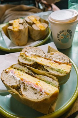 The Blue Light Speak Cheesy by null