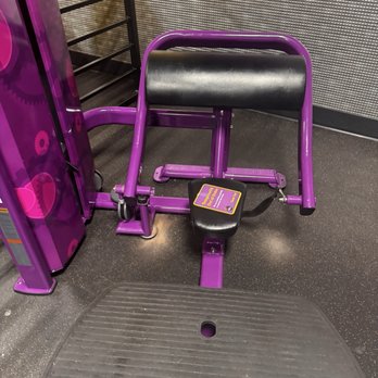 Planet Fitness - Broken Equipment - Gyms Near Me - Baltimore, Maryland