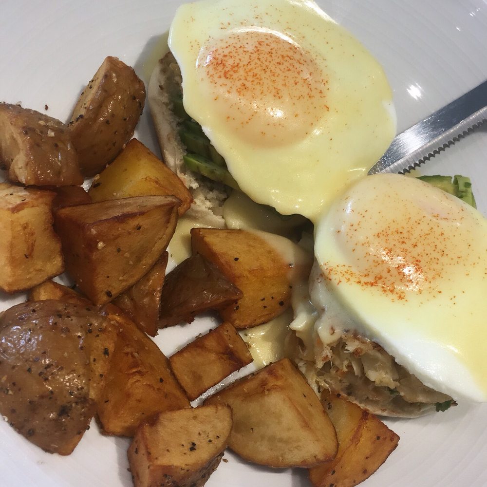 Bogart's Cafe - Crab benny - Breakfast & Brunch Near Me - Honolulu, Hawaii Bogart's Cafe - Crab benny - Breakfast & Brunch Near Me - Honolulu, Hawaii