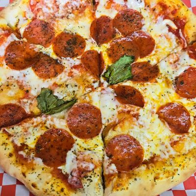 Mateos Pizza and Wings