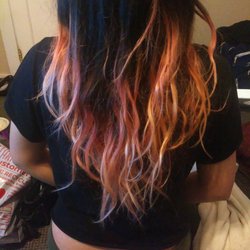 Luna Luz Salon - Sorry for the background, but any thoughts?