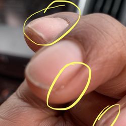 Kim's Nails - What type of manicure looks like this?