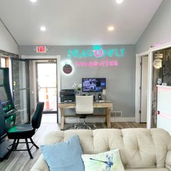 Dragonfly Inn & Suites