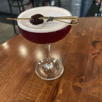 BevRidge Public - Cocktail Bars Near Me - Ridgefield, Washington
