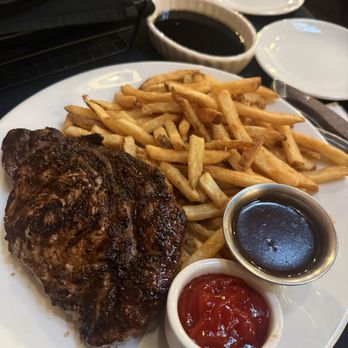 Morgan's Restaurant - New American Near Me - Sacramento, California Morgan's Restaurant - New American Near Me - Sacramento, California