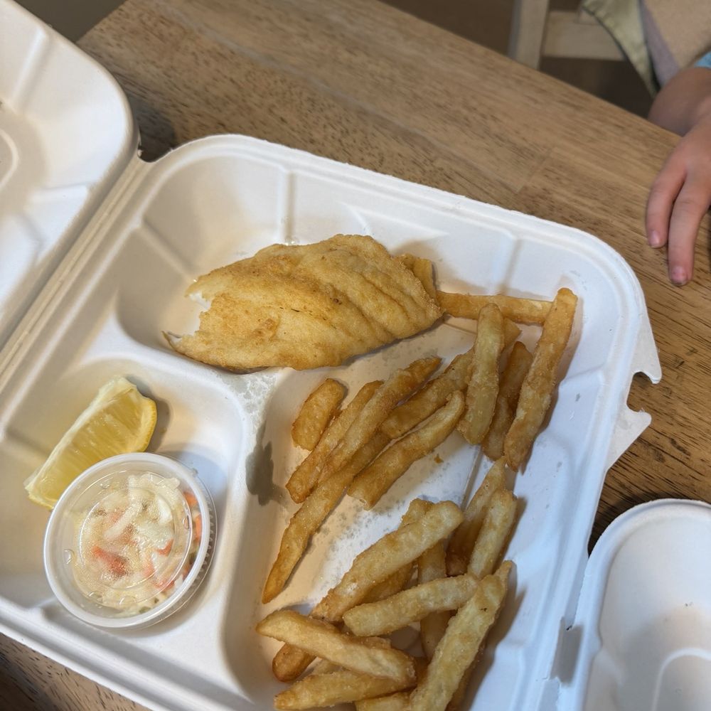 Quarterdeck - Seafood Near Me - Edgartown, Massachusetts Quarterdeck - Seafood Near Me - Edgartown, Massachusetts