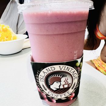 Island Vintage Shave Ice - Berry Banana Smoothie! - Shaved Ice Near Me - Honolulu, Hawaii