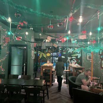 Twain Missouri Taproom - Purely a festive commercial setting delightful . The proper priorities - Barbeque Near Me - Columbia, Missouri Twain Missouri Taproom - Purely a festive commercial setting delightful . The proper priorities - Barbeque Near Me - Columbia, Missouri