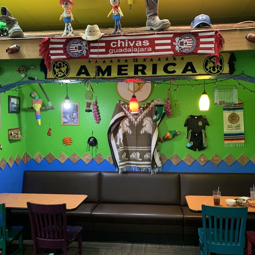 El Carambas - Padded booths - Mexican Near Me - Rochester, Minnesota El Carambas - Padded booths - Mexican Near Me - Rochester, Minnesota