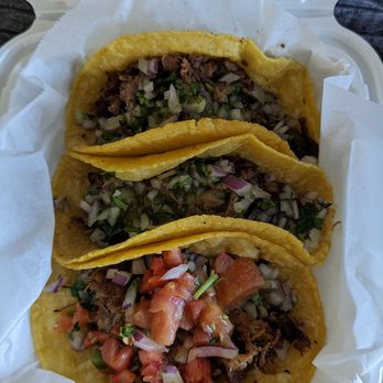 Papi's Grill - Butter beef and carnitas tacos - Tacos Near Me - Pismo Beach, California Papi's Grill - Butter beef and carnitas tacos - Tacos Near Me - Pismo Beach, California
