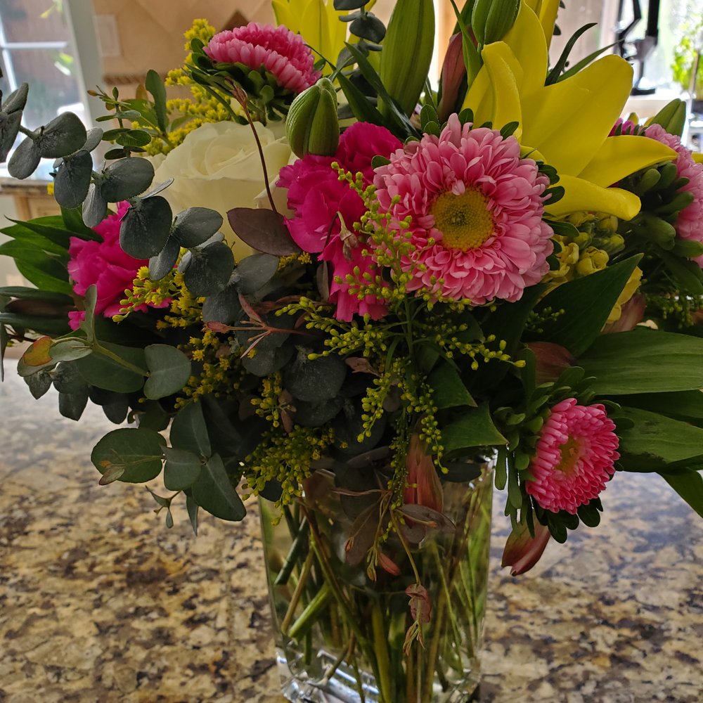 Vicky's Floral Design - Day 1 - Florists Near Me - Carlsbad, California Vicky's Floral Design - Day 1 - Florists Near Me - Carlsbad, California