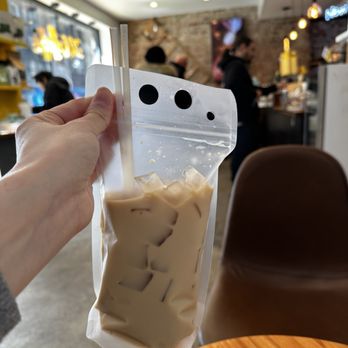 787 Coffee - Tres leches latte - Coffee & Tea Near Me - New York, New York