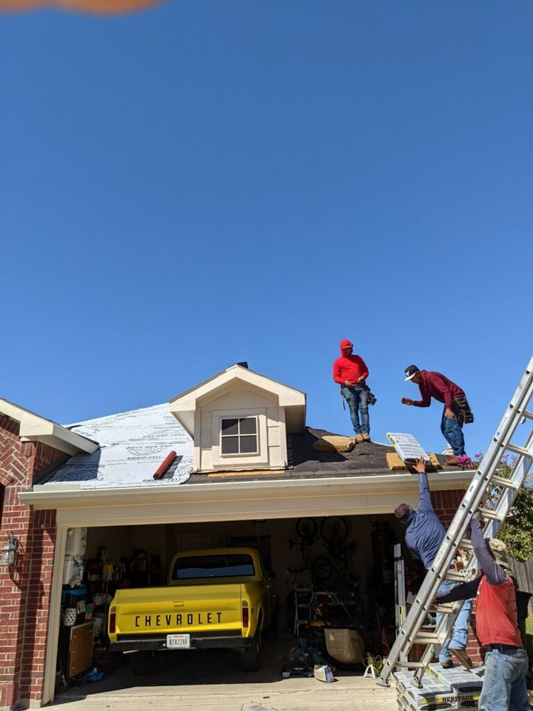 Slide of Chris Johnson Roofing & Contracting