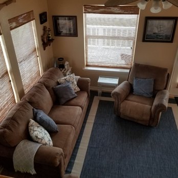 Windy Escapes - Living room - Vacation Rentals Near Me - Surfside Beach, Texas Windy Escapes - Living room - Vacation Rentals Near Me - Surfside Beach, Texas
