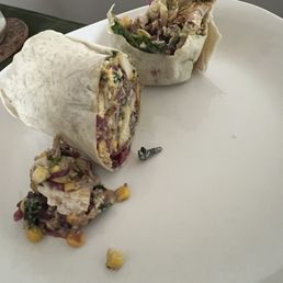 Metal screw in chicken wrap Metal screw in chicken wrap