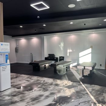 BODY DETOX - inside - featuring their oxygenated water machine ! - Chiropractors Near Me - San Gabriel, California BODY DETOX - inside - featuring their oxygenated water machine ! - Chiropractors Near Me - San Gabriel, California