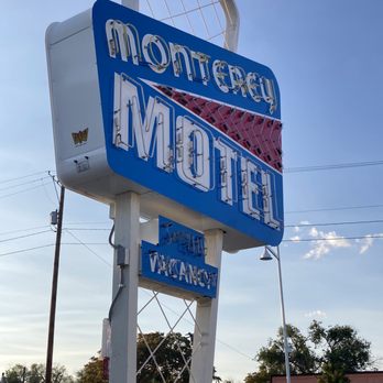 Monterey Motel - Great sign. - Hotels Near Me - Albuquerque, New Mexico