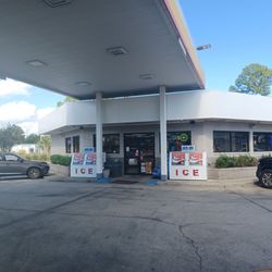 Shell - Gassing up before I pick up my honey, then off to a new restaurant that just opened.