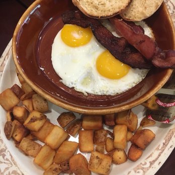 Another Broken Egg Cafe - Traditional breakfast - Breakfast & Brunch Near Me - Pembroke Pines, Florida Another Broken Egg Cafe - Traditional breakfast - Breakfast & Brunch Near Me - Pembroke Pines, Florida